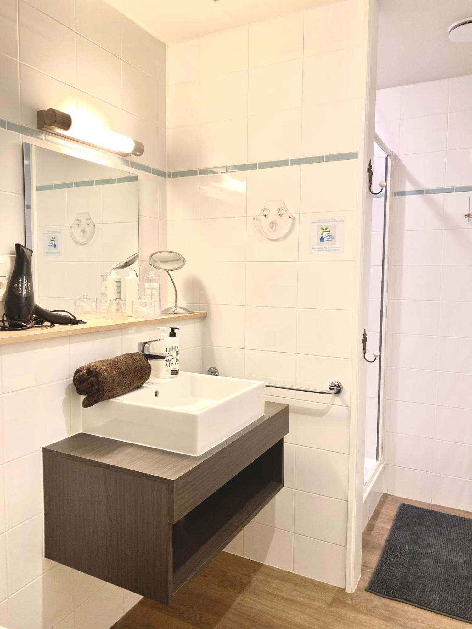 Charmehotel Kruishof Oostende Bagian luar foto