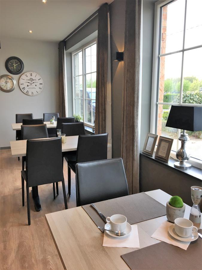 Charmehotel Kruishof Oostende Bagian luar foto