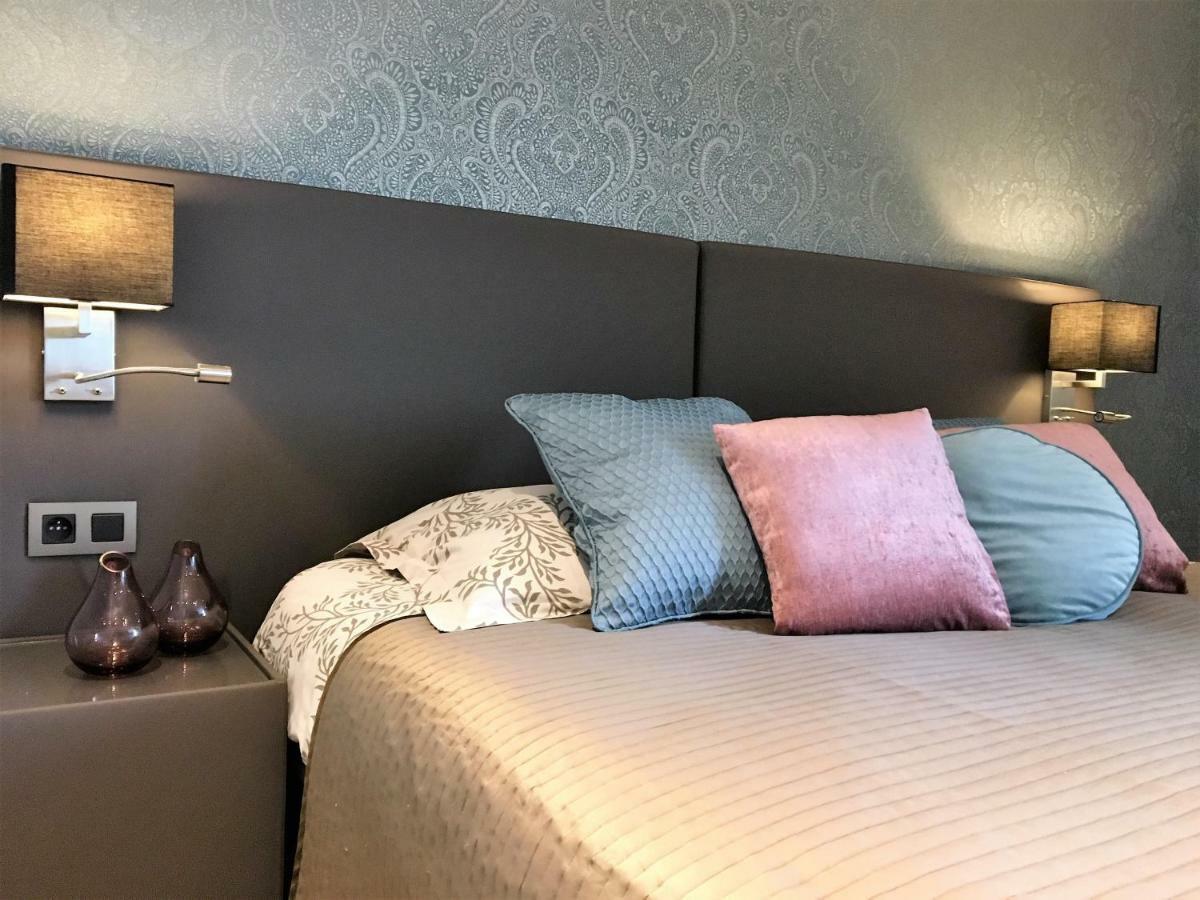 Charmehotel Kruishof Oostende Bagian luar foto